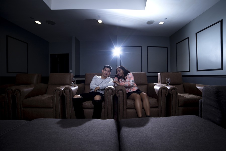 Dream home theater with cutting-edge audiovisual setup.