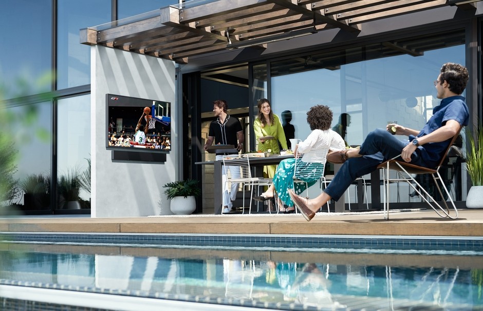 3-ways-to-up-your-hosting-game-with-outdoor-entertainment