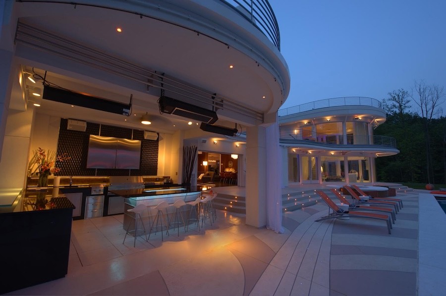 top-4-things-designers-get-wrong-about-outdoor-av